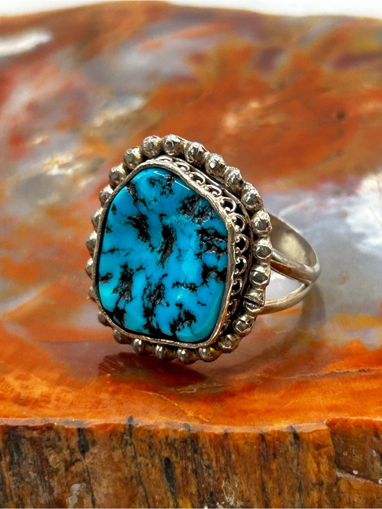 Jewelry - Southwest Sterling Silver Blue Turquoise Ring - Size 10